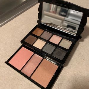Too Faced Glamour to Go Palette